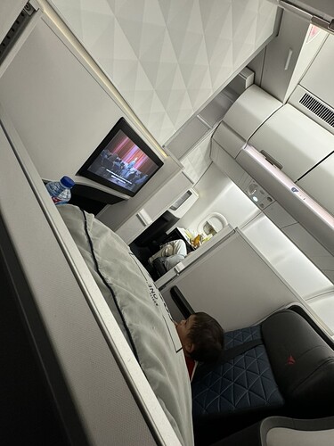 53B09922-0E09-475B-9CE1-F7C91368E567_1_105_c