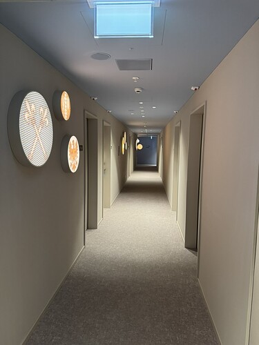 CFF4CB42-D1A1-4BD9-8B10-E7C890AF2B7C_1_105_c