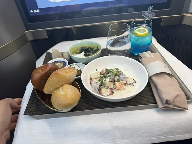 3760EAA2-07AC-495C-A875-FE6A6D1B5E72_1_105_c