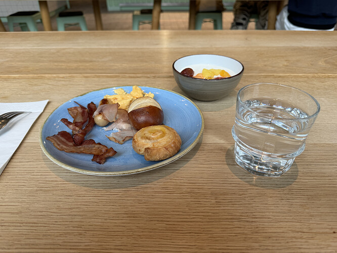 DC7FBDC5-39FB-499B-BCFE-E6A9938348F7