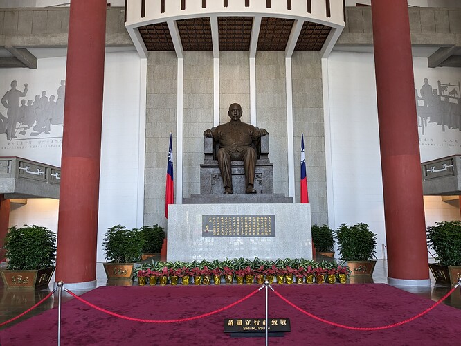 PXL_20231105_014637107