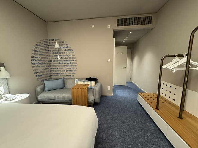 2249A80B-6CCE-4CEF-82FE-6630AE50291E_1_105_c