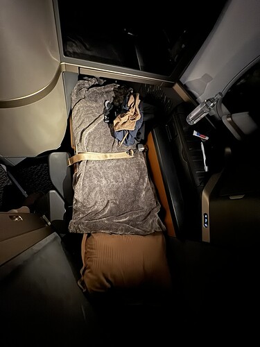 4A76EB46-B0EC-40FC-BE2F-70C13DAF9317_1_105_c