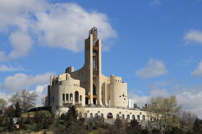 palace-of-rituals-tbilisi-by-sarah-may-grunwald