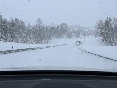 FCE0C621-0EAD-4C1B-A402-F2DBB5A8801D_1_105_c