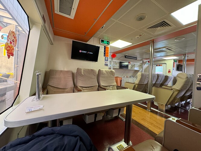 DB34BEF7-5B0E-4812-BA4C-3A57C9F6FF10_1_102_o