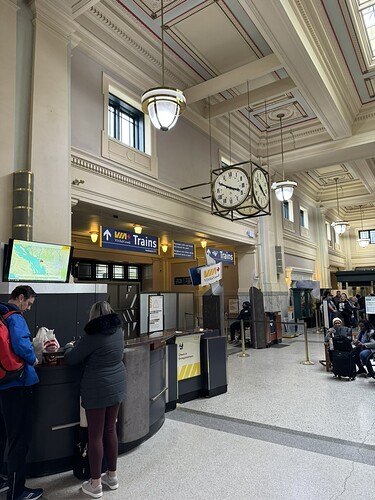 17F2B3B8-EB57-4ED8-8769-86DEA9C4E35A_1_105_c