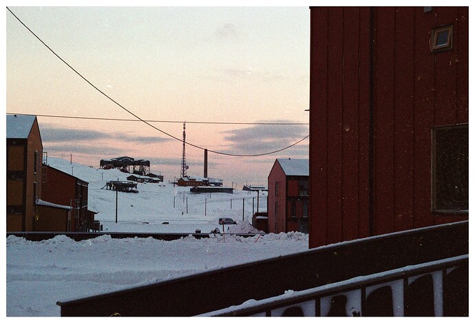 photoby_1740418167052