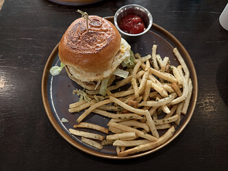 01718770-4CA2-4582-8F2D-ACAFFF97DE86_1_201_a