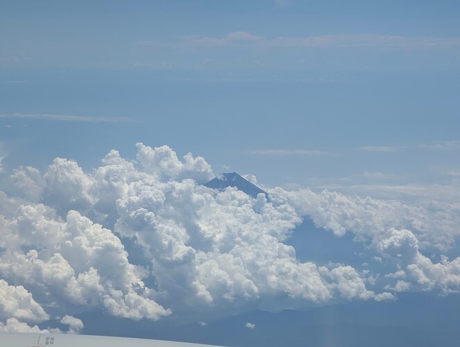 PXL_20250820_034714035