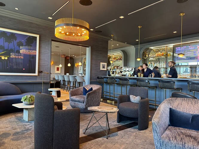 84346D2E-8F39-41C2-A4BD-FBCF95484CCF_1_102_o