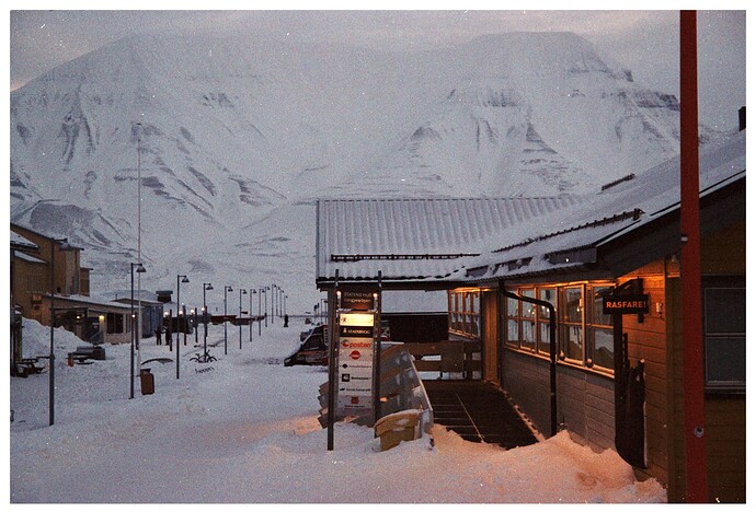 photoby_1740417976747