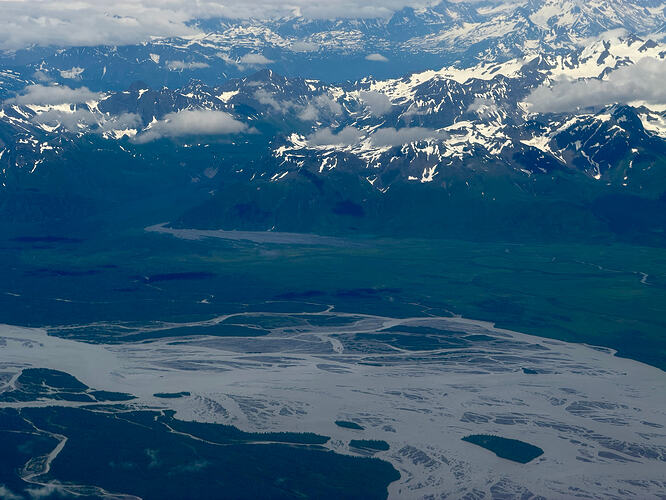 Copper River Delta 西部湿地与水道
