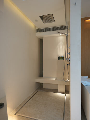 B0004657HEIC1768973786