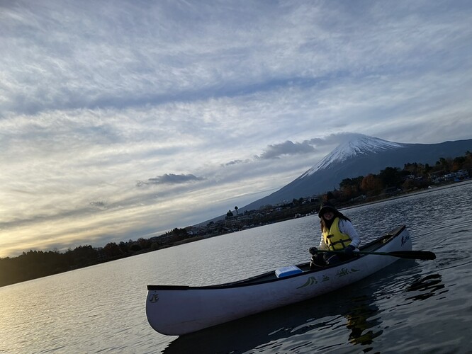 51EA78EA-6955-473F-AFED-18BE59DFAF87_1_105_c