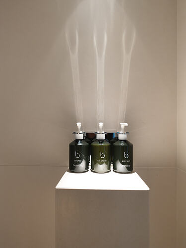 B0004658HEIC1768973800