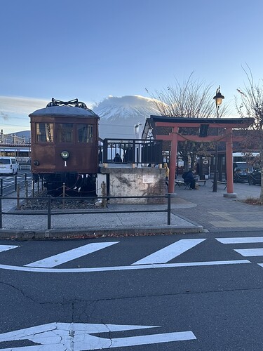 1671FBFD-8029-42C7-8DDC-5362AE29322E_1_105_c