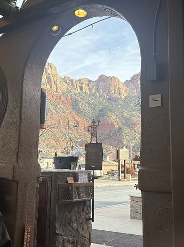 0e37dc899f41d8ab34738688ffc6e7ca