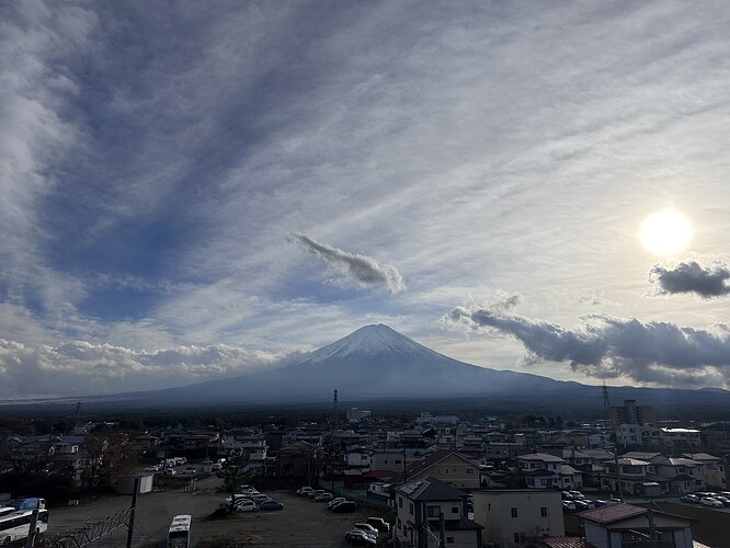 90DAC138-CABC-47DC-8A8E-F189D20F0FD2_1_105_c