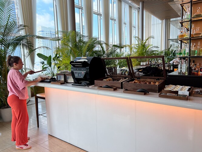 客人自己切法棍