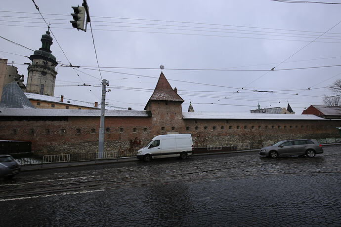 IMG8051