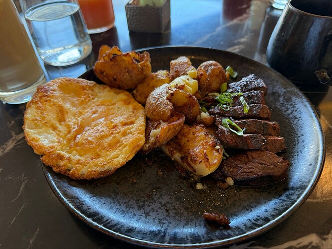 4C34BF19-9828-4A4D-A801-86AADFAD5C10_1_102_o