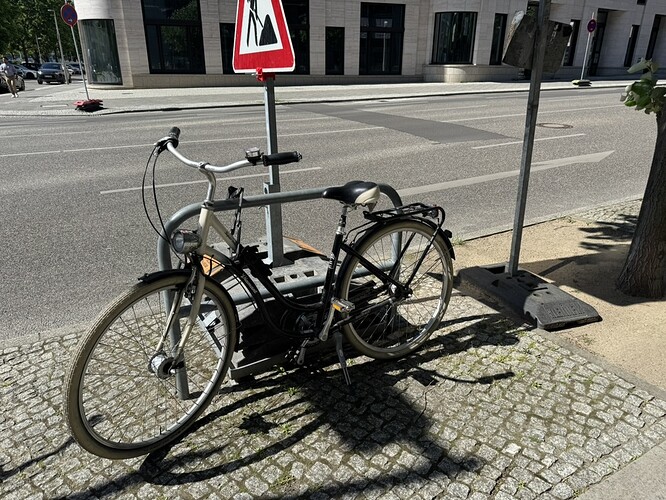 B2AD1B4E-B294-4B96-8491-A9BC9B77B7D4_1_105_c