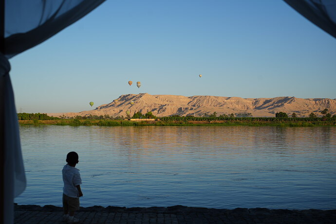 Luxor Hilton清晨热气球