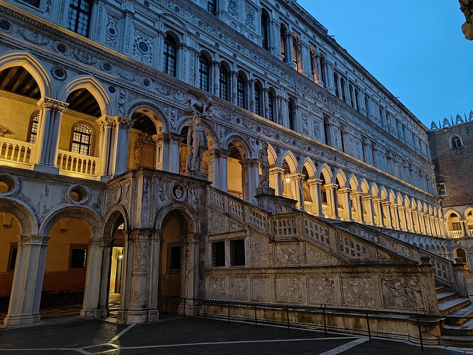 Doge Palace 1
