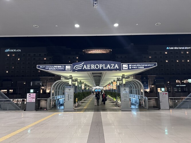 5460ED5D-AEA4-4687-AAB0-7C285E1875F2_1_105_c