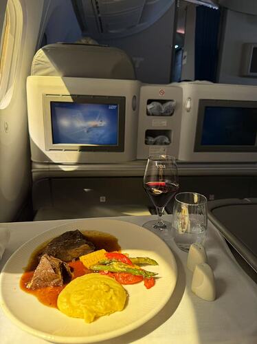 11ff6fded757f371e0e0a3301bfa21e3