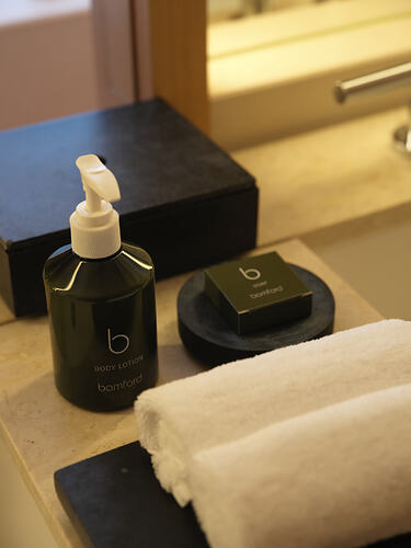 B0004690HEIC1768974342