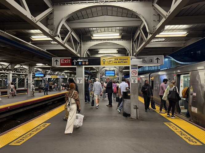 E5CC6849-B405-46DD-AB6A-6079994E6D7F_1_105_c