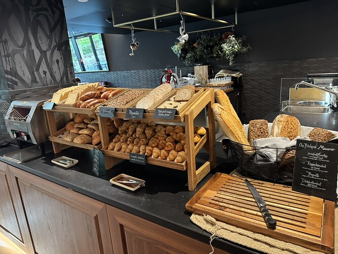 34CE85BA-2208-47B2-8FF7-AA39B81B1DE1_1_105_c