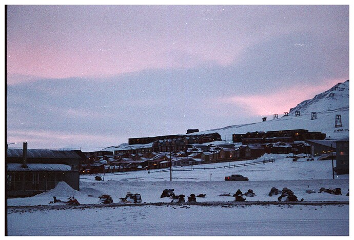 photoby_1740418402822