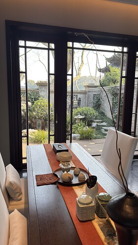 FA984E97-C78F-41D8-9067-625ECE74C5CA_1_201_a