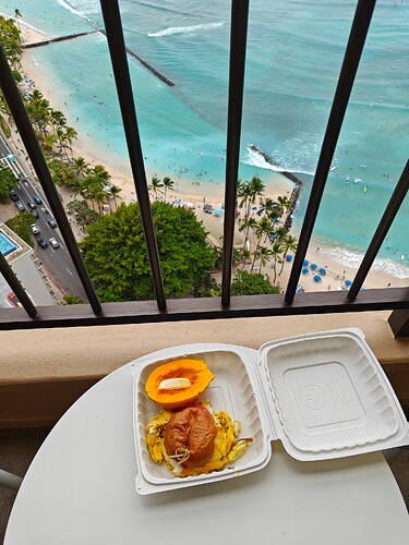 Island Vintage, Crab Brioche