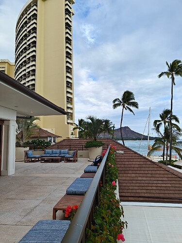 Halekulani Lanai, Diamond Head