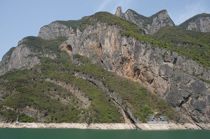 2AE48494-863B-4B5B-A15B-8B40D4581868-47107-0000118F3CE00A9C