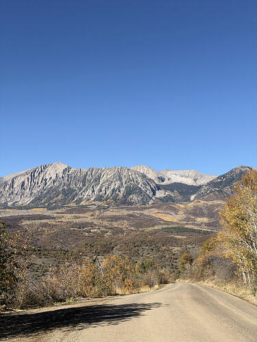 停车回望East Beckwith Mountain