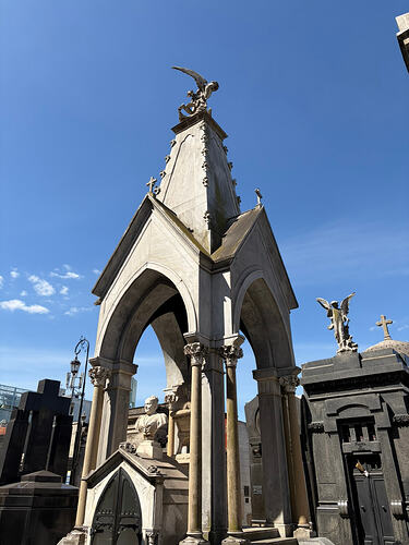 A87C83BE-D853-4F4D-A0F5-D3133533533E_1_102_o