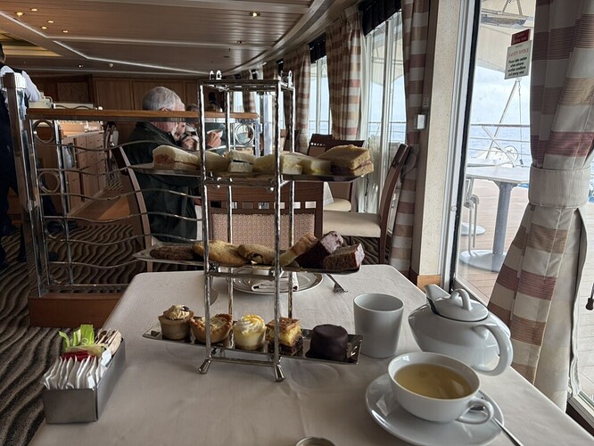 3AF26D27-4E16-4E51-A7F0-92CCA5D9AFD8_1_105_c