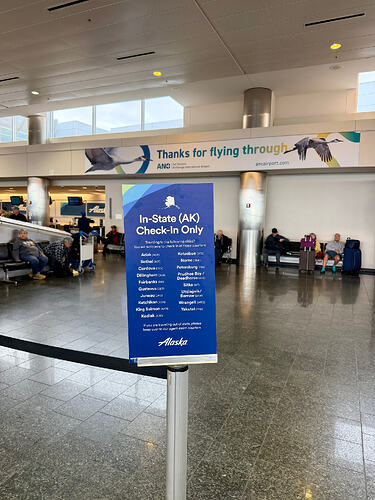 ANC Alaska Airlines 的 in-state 州内航班值机通道