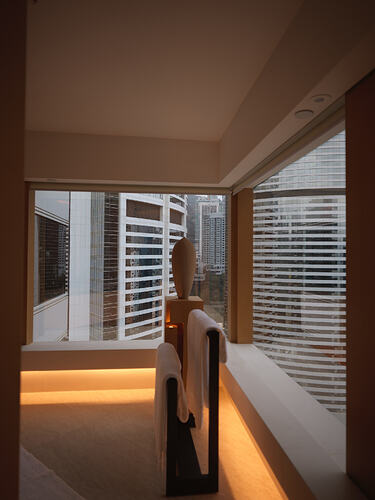 B0004659HEIC1768973820