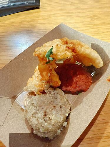 53e06f5233cf83ef32d9618169f3b381