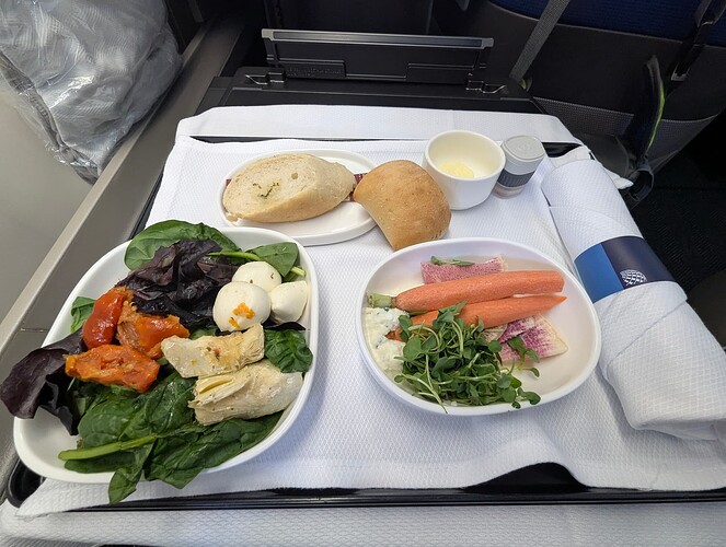 PXL_20250819_190539269