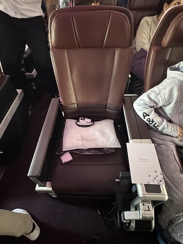 379601BE-D9E0-4D5F-8A29-C53C71136F78_1_105_c