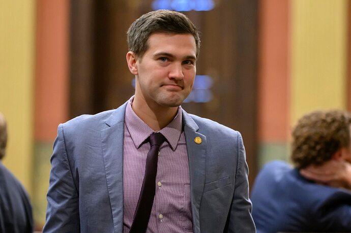 josh-schriver-ap-jef-250303_1741031928373_hpEmbed_3x2