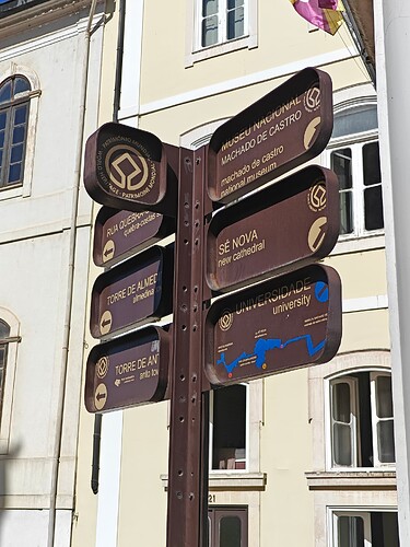 Signpost, Coimbra