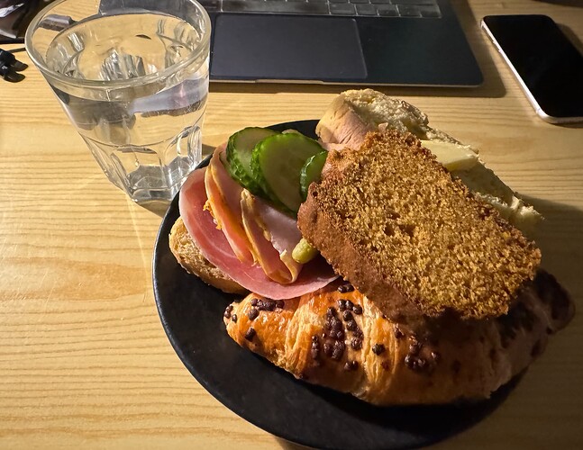 Screenshot 2025-03-02 at 21.43.59